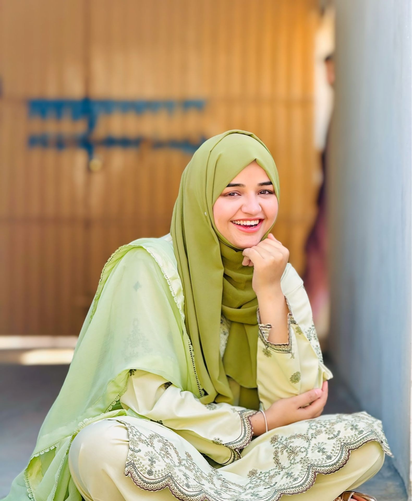 Farah Farooq — Intern — Media